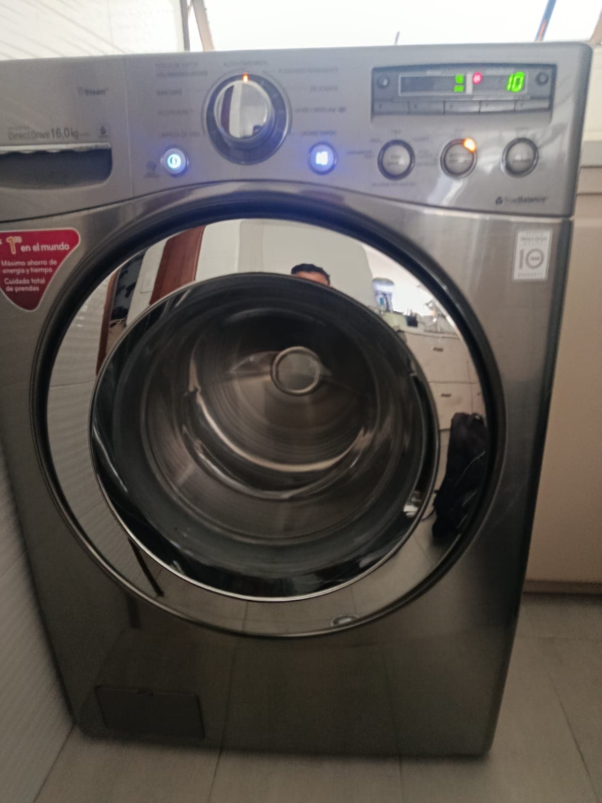 Lavadora LG con servicio completo